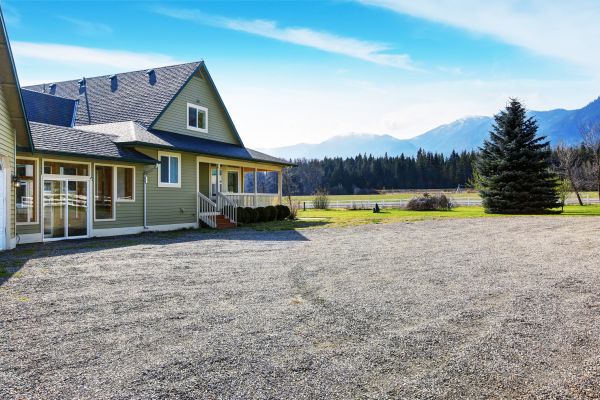 Driveway Gravel Leveling in Crossville