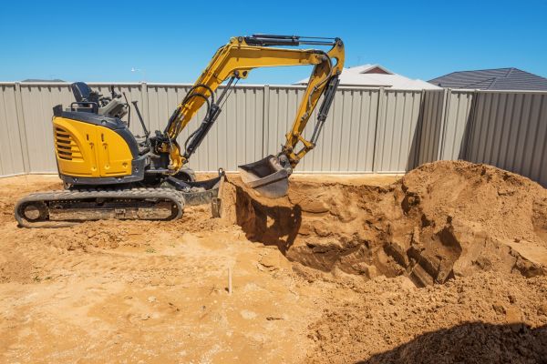 Yard Digging Service in Crossville