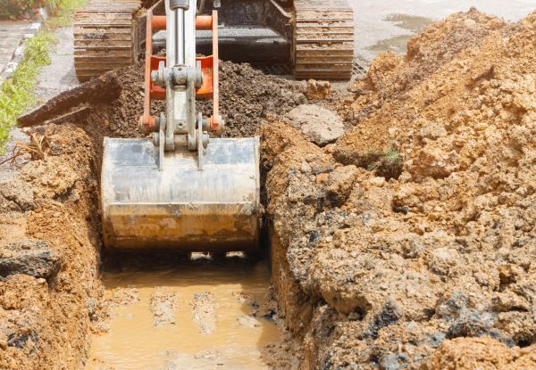 Water Line Digging in Crossville